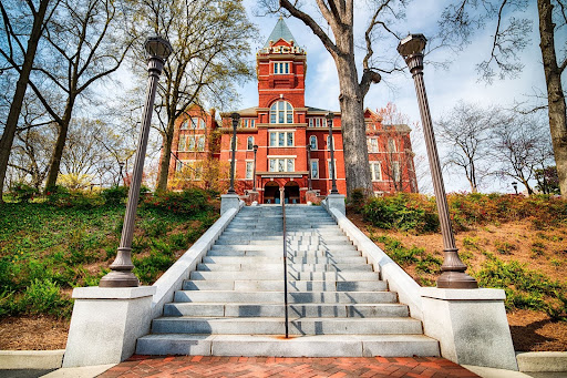 Addiction and Mental Health Guide For College Students In Georgia